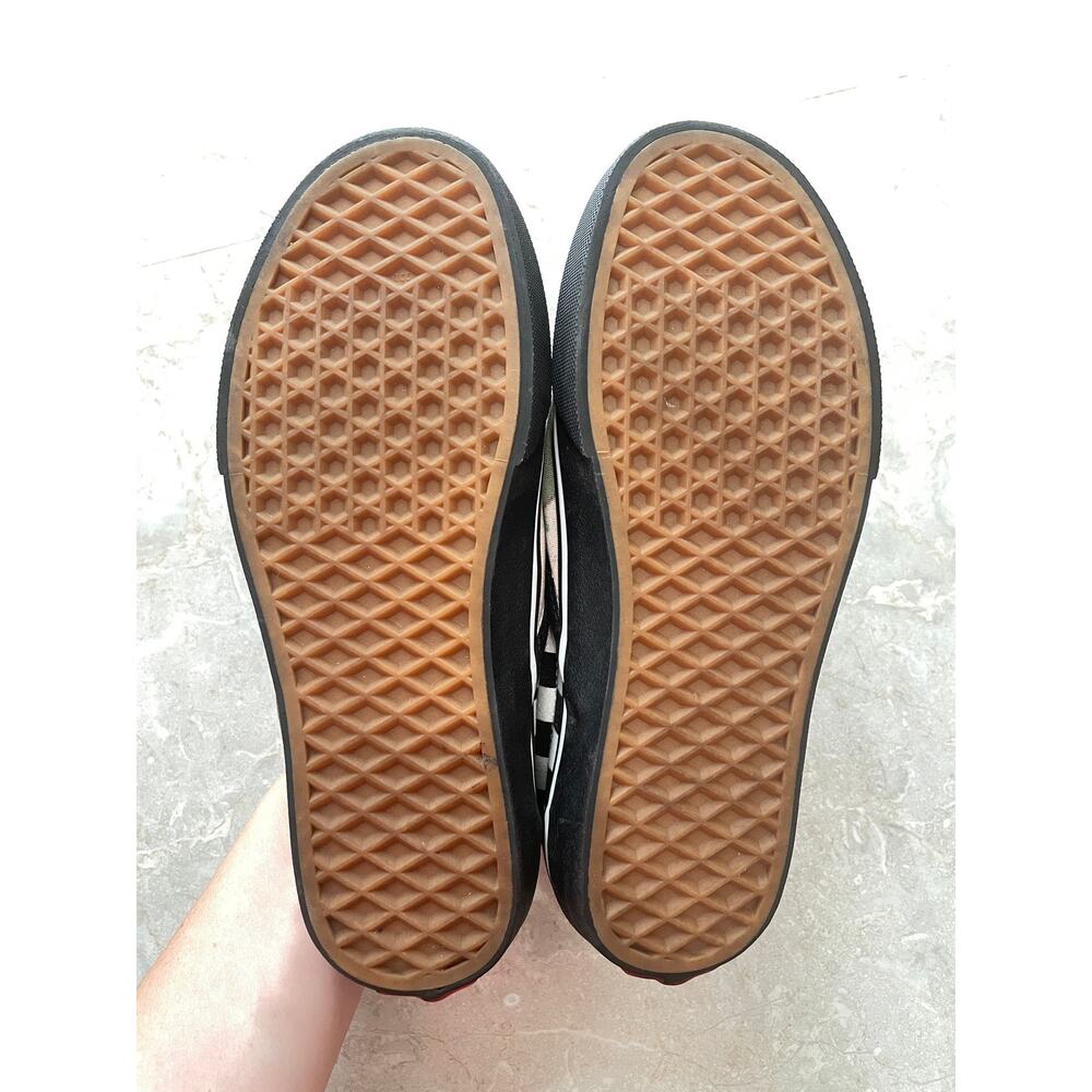 Vans Classic Slip On Sneakers Cactus Checkerboard B&W Womens 6.5 White Black - Picture 6 of 9